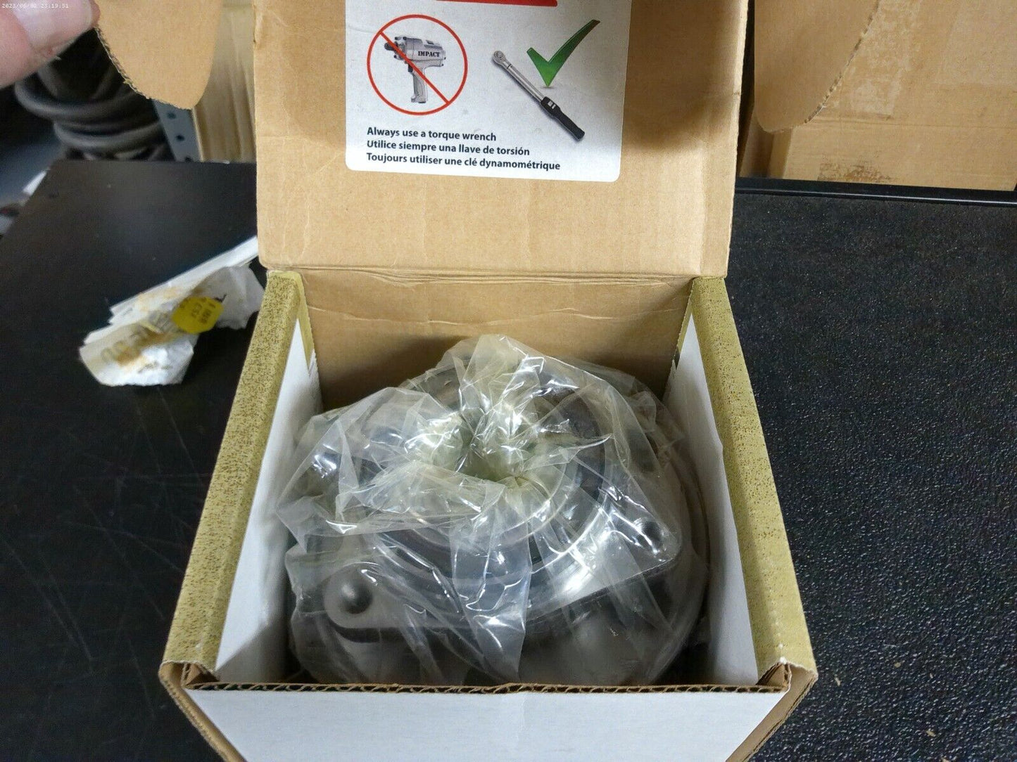 Genuine GM Rear Wheel Hub and Bearing Assembly 19346047 | CS13-C