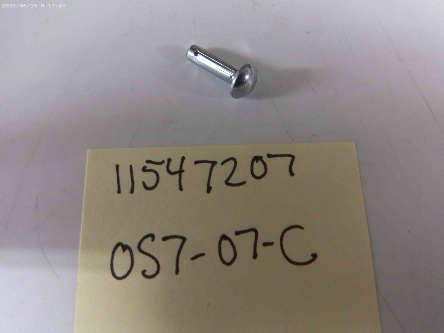 Genuine GM OEM RETAINER 11547207 Qty. (1) | OS7-07-C