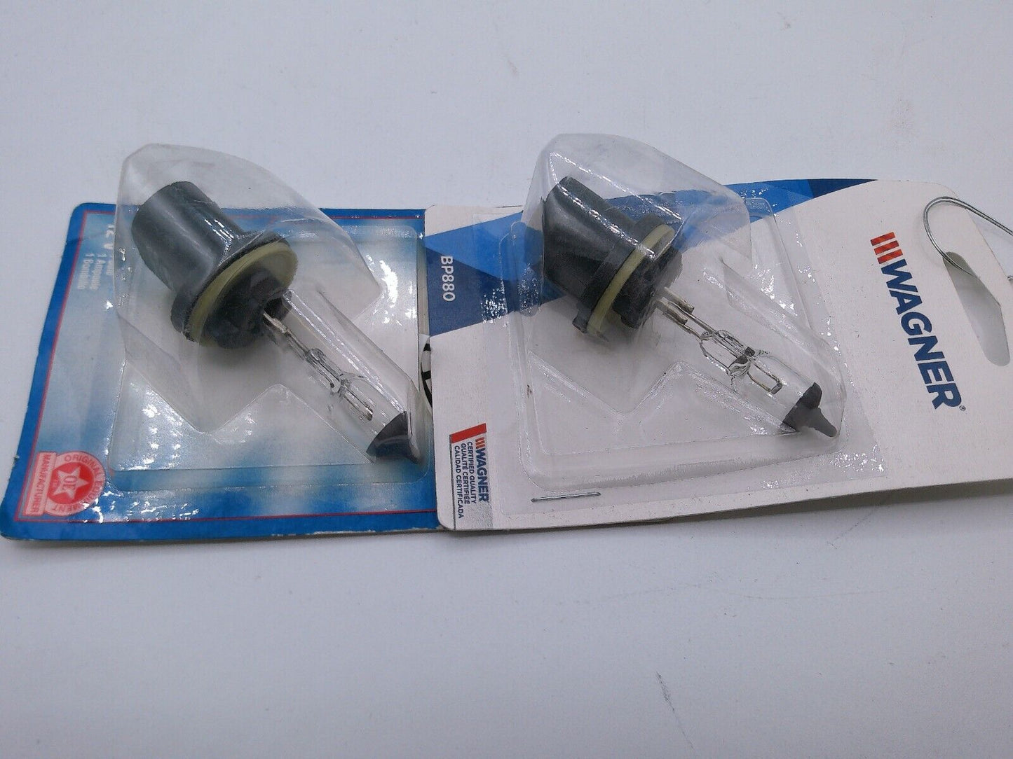 Lot of (2) Wagner BP880 Fog / Driving Halogen Bulbs 12V | VM1-01-C-1