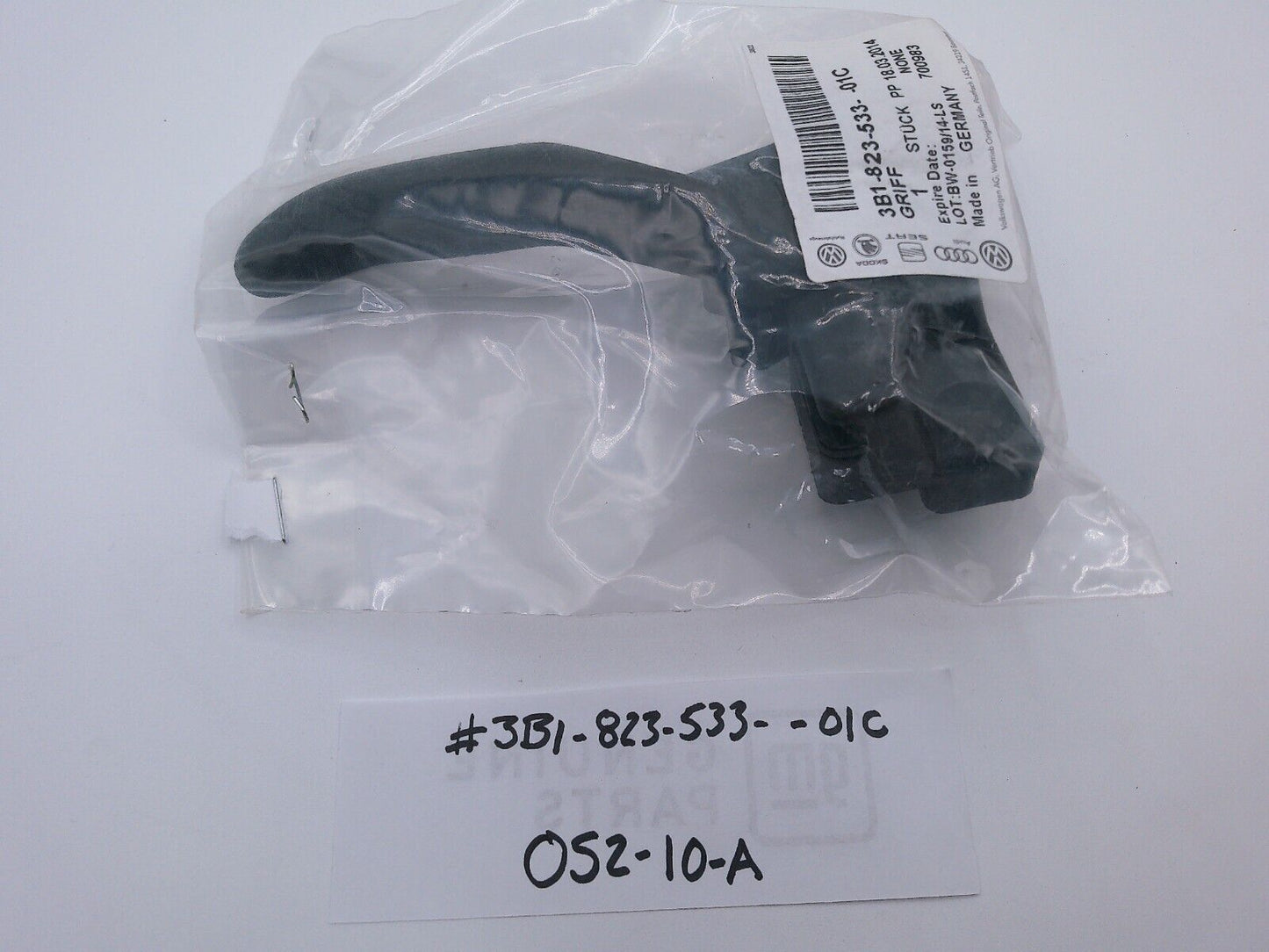 OEM VW Volkswagen Passat Interior Hood Release Handle 3B182353301C | OC2-10-A