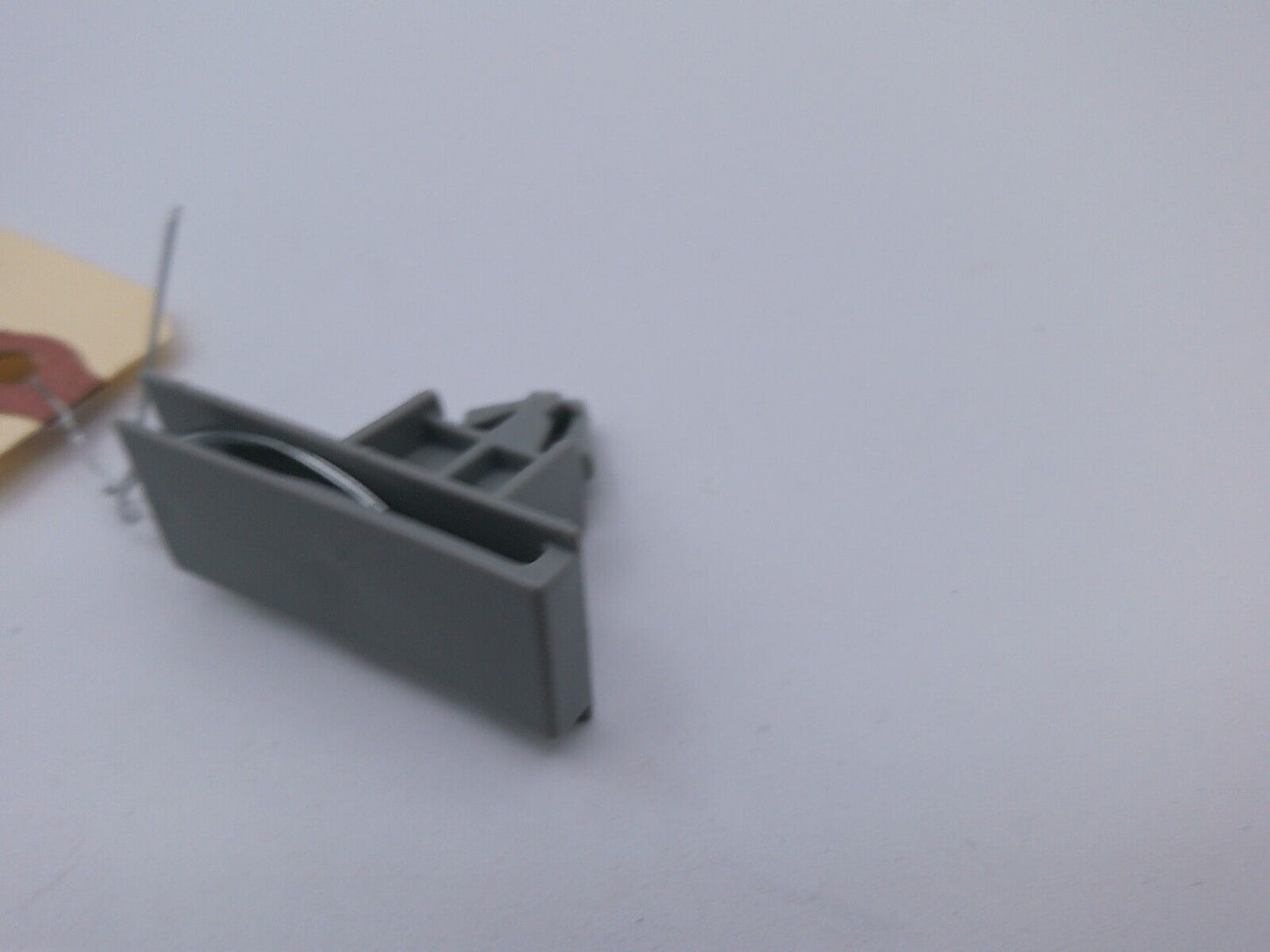 OEM Genuine GM Rocker Panel Molding Retainer 10431761 | OS4-07-A