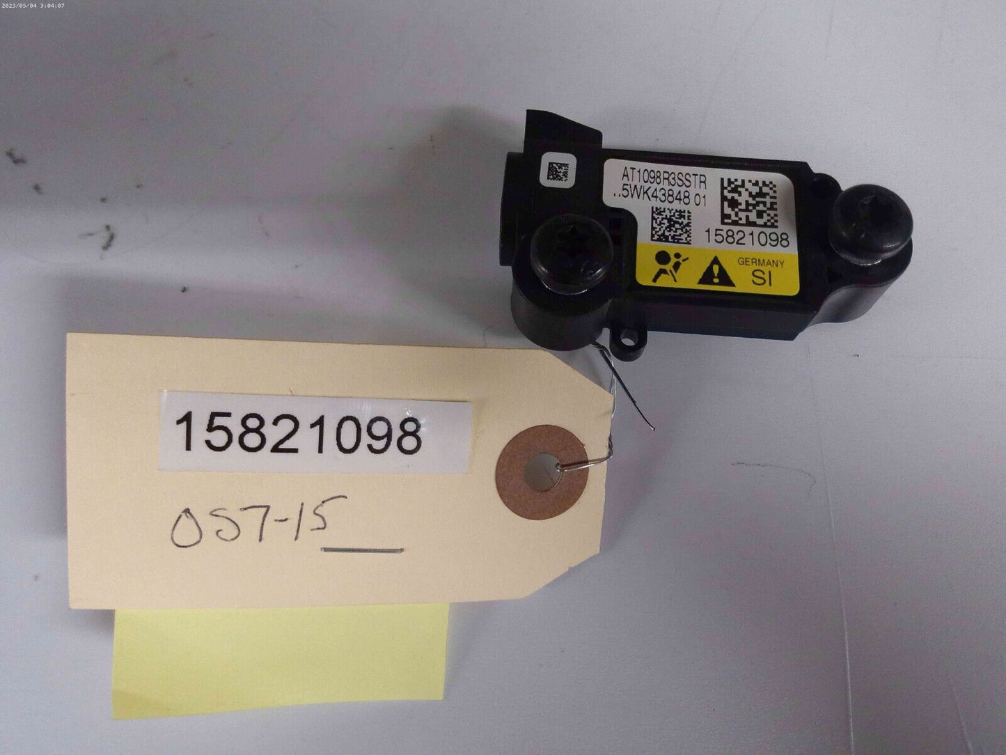 Genuine OEM GM Saturn Pontiac Chevrolet Side Sensor 08-12 15821098 | OS7-15