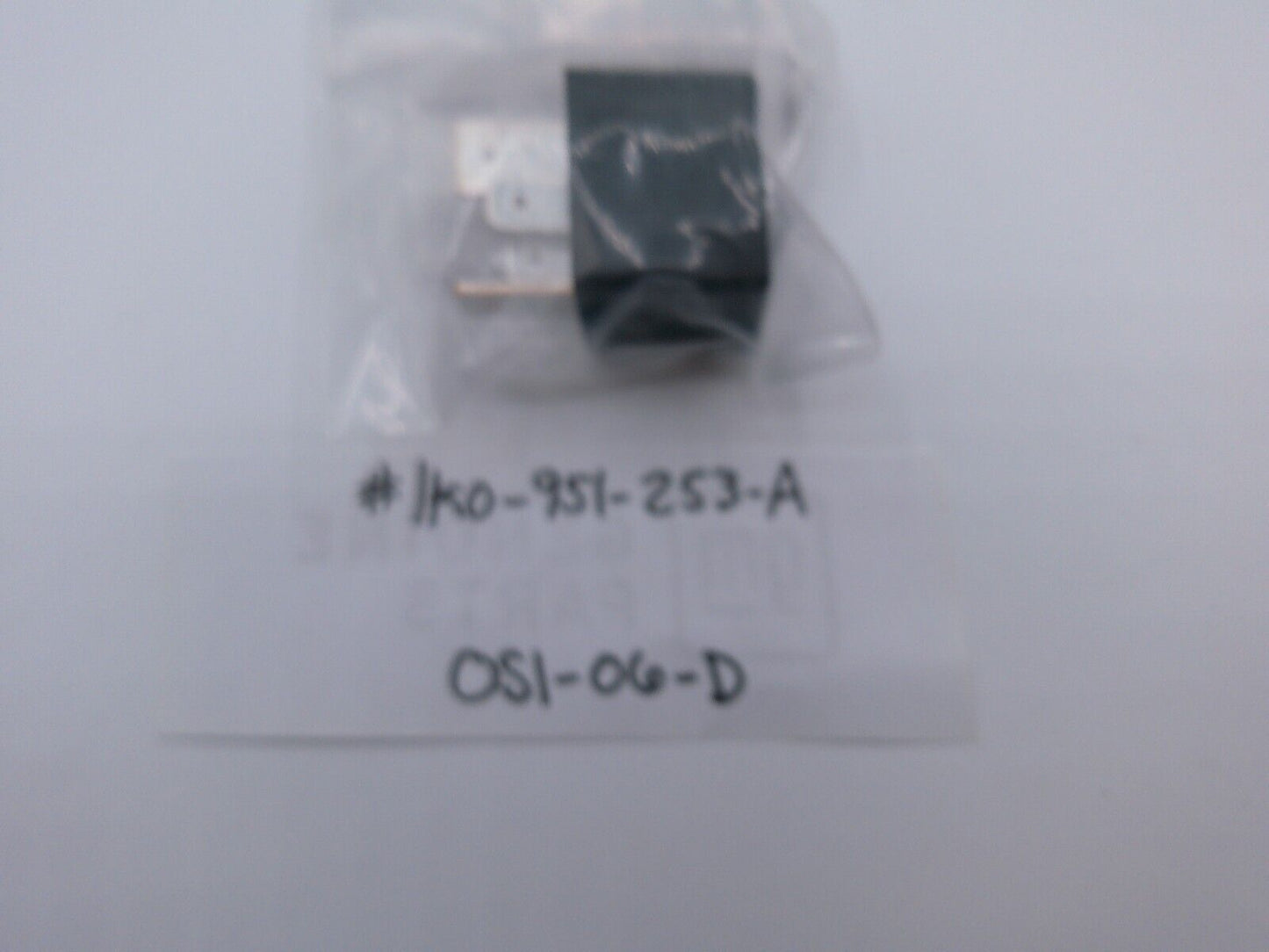 NEW Genuine OEM Volkswagen Relay 1K0-951-253-A | OS1-06-D