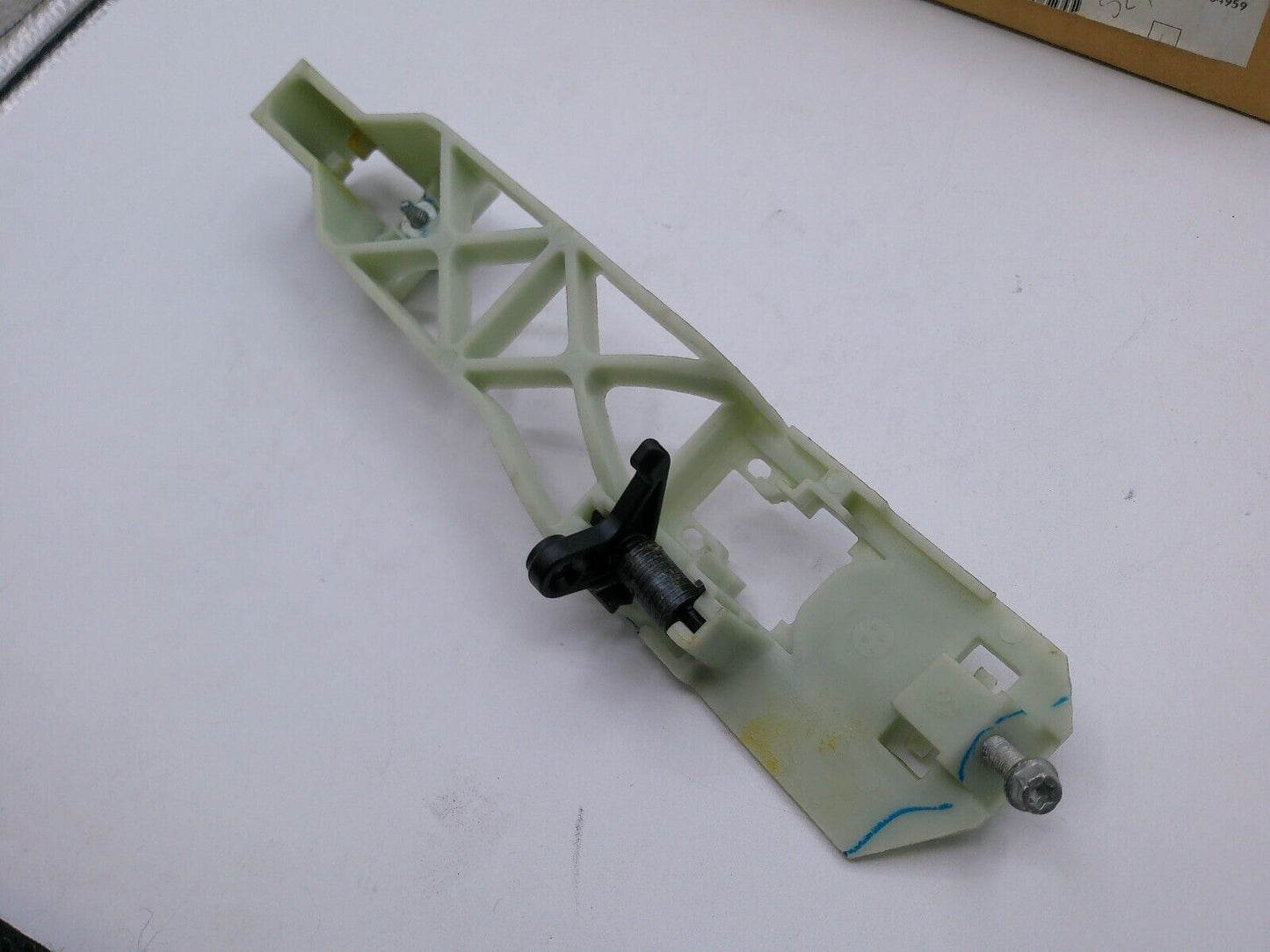 OEM GM Rear Door Outside Handle Housing 20795371 | CS10-D