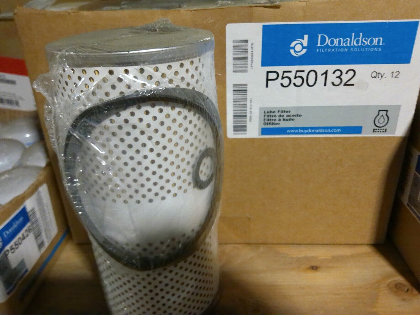 Lot of (12) GENUINE DONALDSON LUBE FILTER P550132 | WD26-1