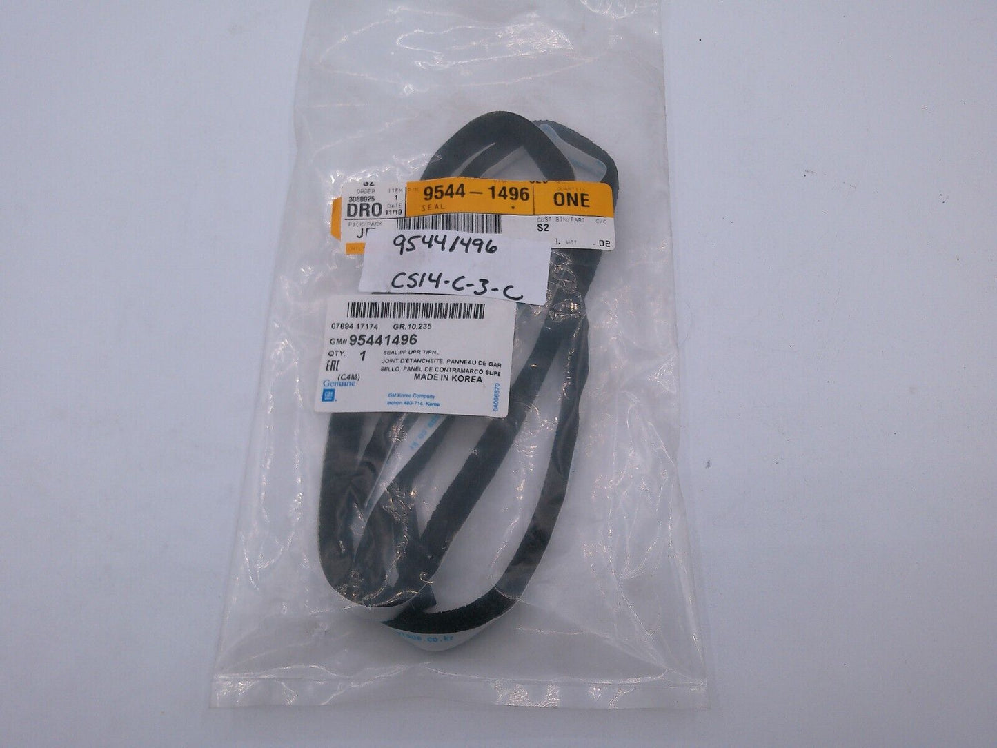 Genuine GM 95441496 Instrument Panel Upper Trim Seal | CS14-C-3-C