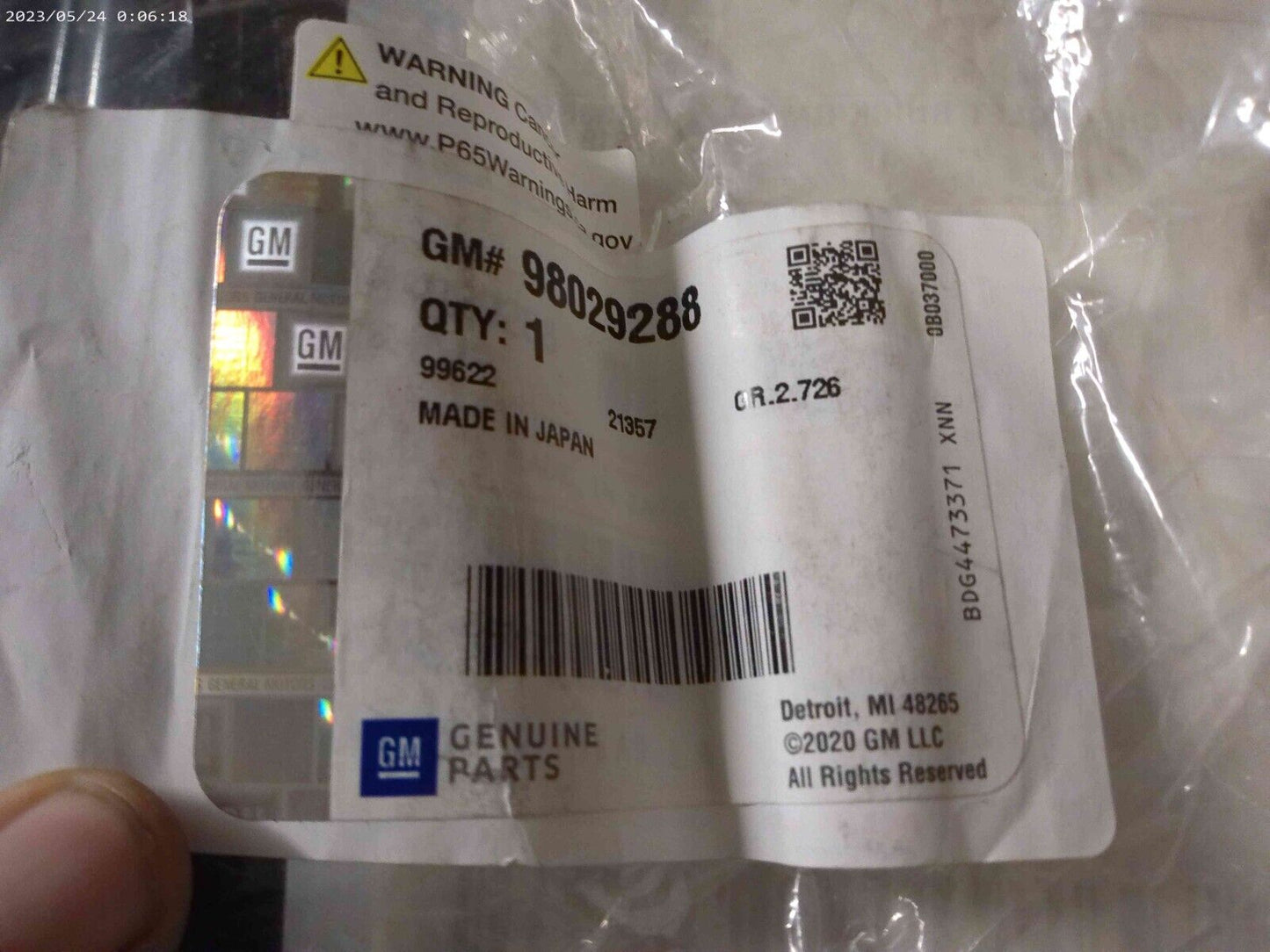 GM Genuine Parts Headlamp Bracket GM Part # 98029288 | CS12-C-T