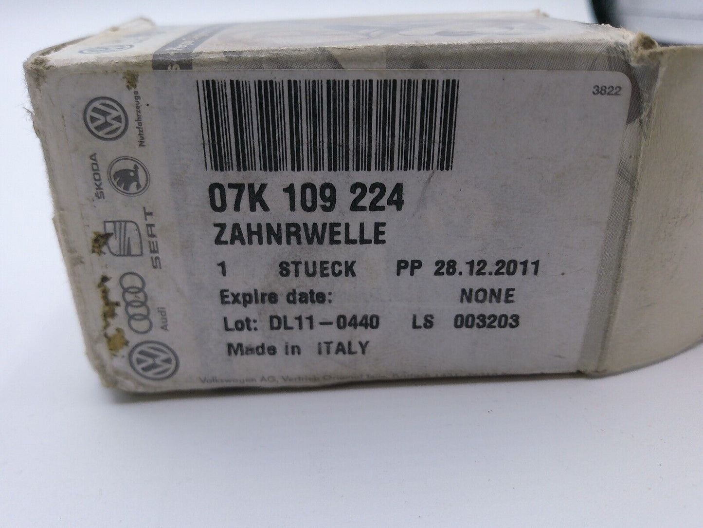 Genuine OEM AUDI VW GEAR WHEEL SHAFT 07K-109-224 | OS4-10-A