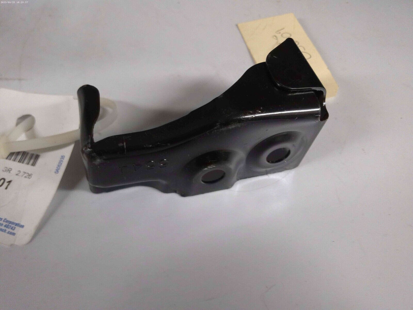 Genuine GM Passenger Side Headlamp Mount Panel Bracket 96899201 | OS6-09