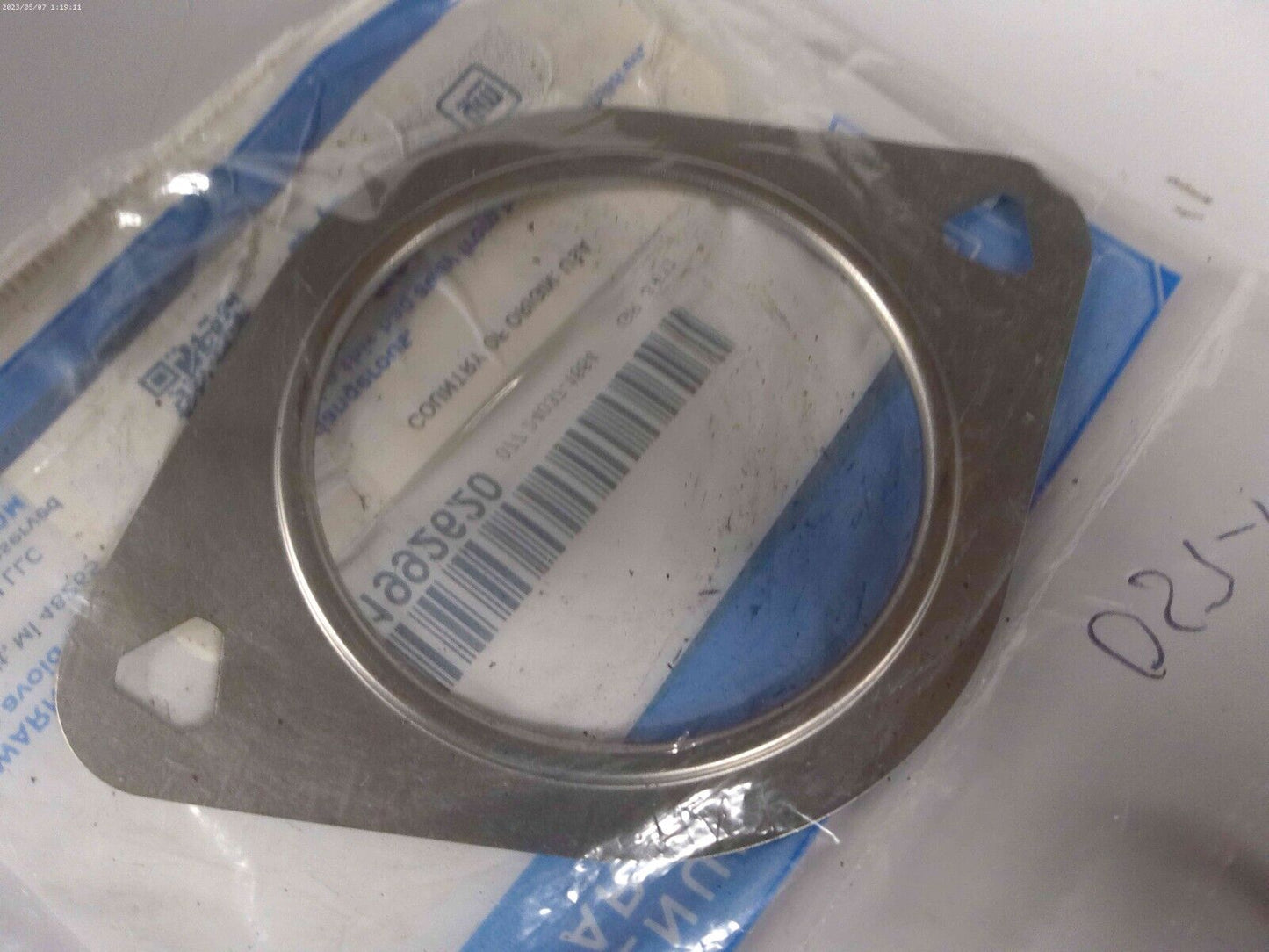 Genuine GM Exhaust Manifold Gasket 21992620 | OS7-14