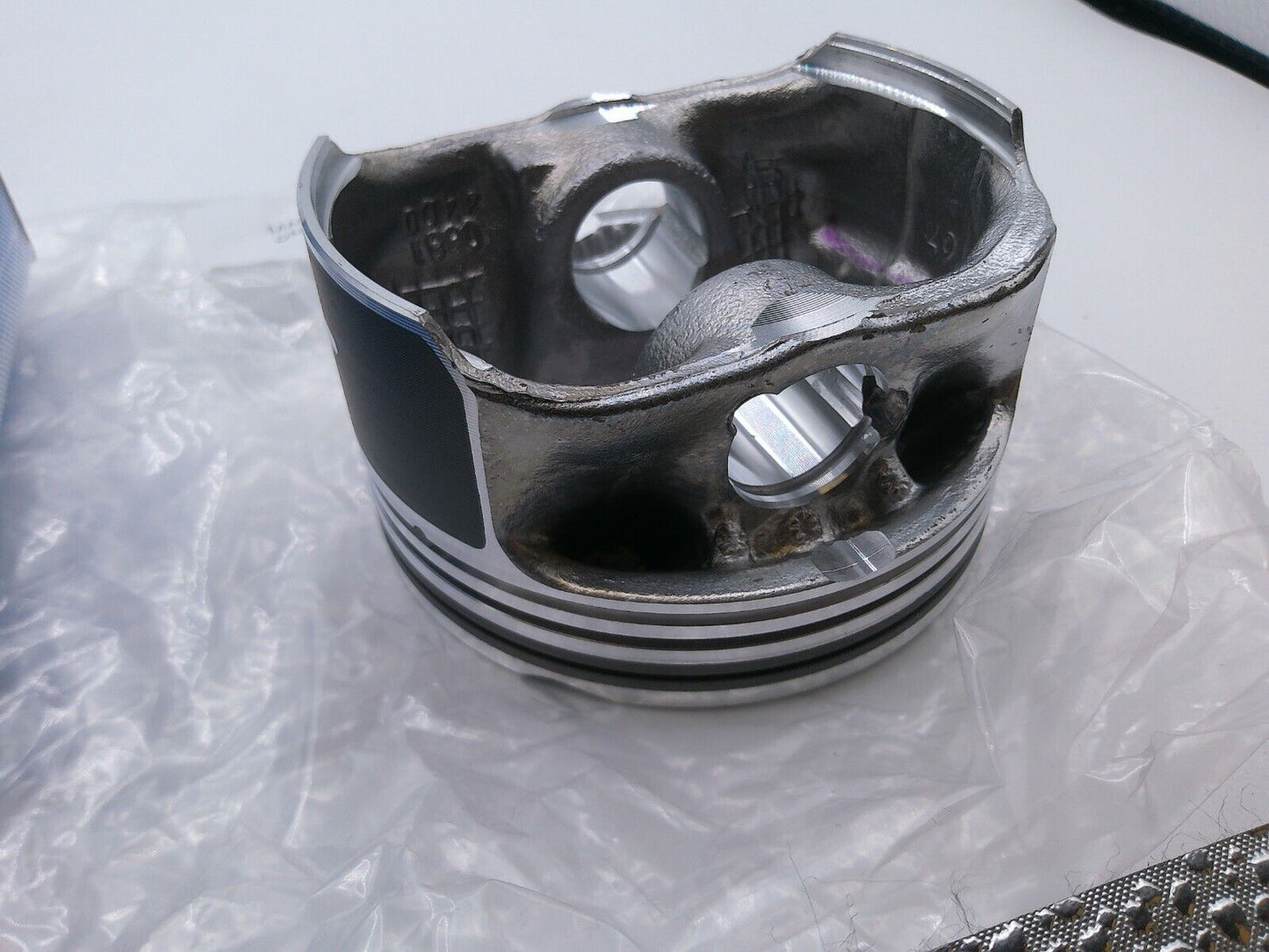 New-GM OEM General Motors PISTON 12643173 - No pin, no rings | VM1-02-E