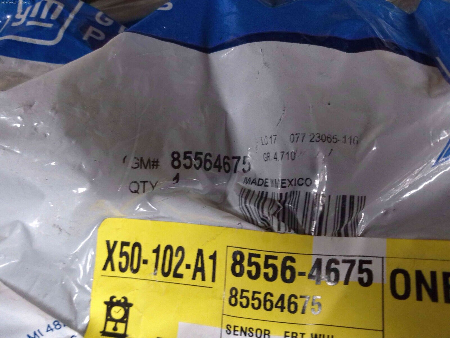 Genuine OEM GM Sensor 85564675 | VM2-04-B