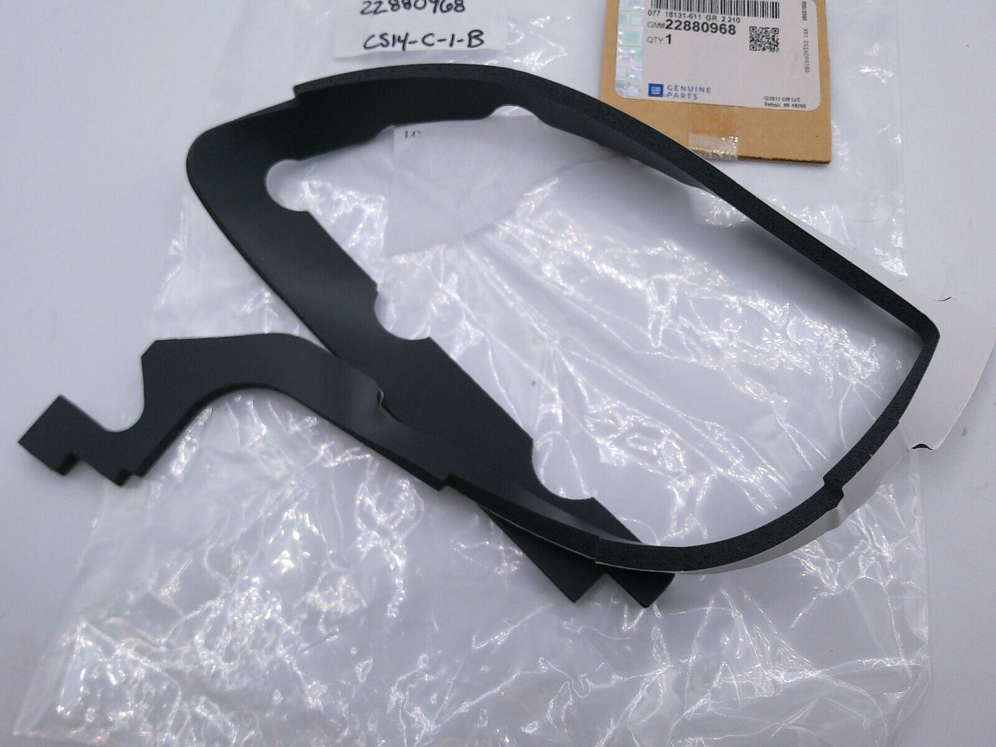 Genuine Cadillac GM OEM 14-16 ELR-Battery Cover Seal 22880968 | CS14-C-1-B