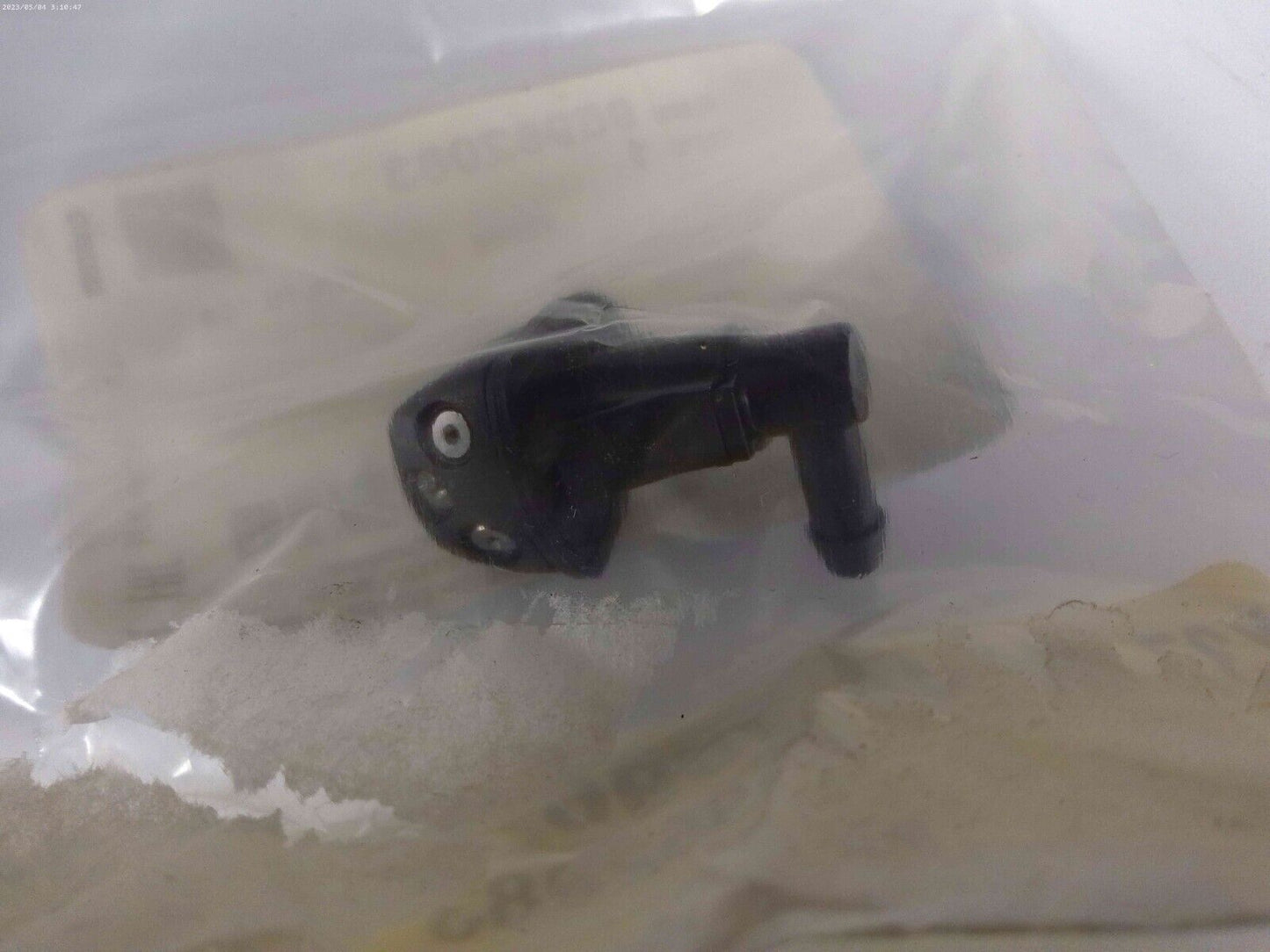 GM 12-20 Chevrolet Sonic LS LT LTZ Windshield Washer Nozzle 95962083 | OS7-15