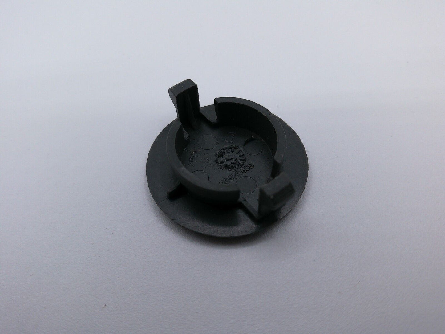 VOLVO INTERIOR TRIM PANEL COVER CAP OEM Part 20379606 | OS2-02-E