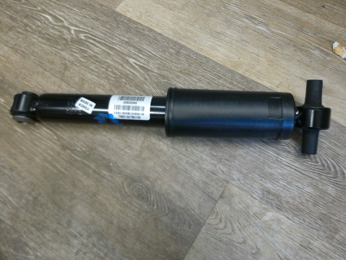 Genuine OEM GM Rear Shock Absorber 20832849 | CS10-B-1