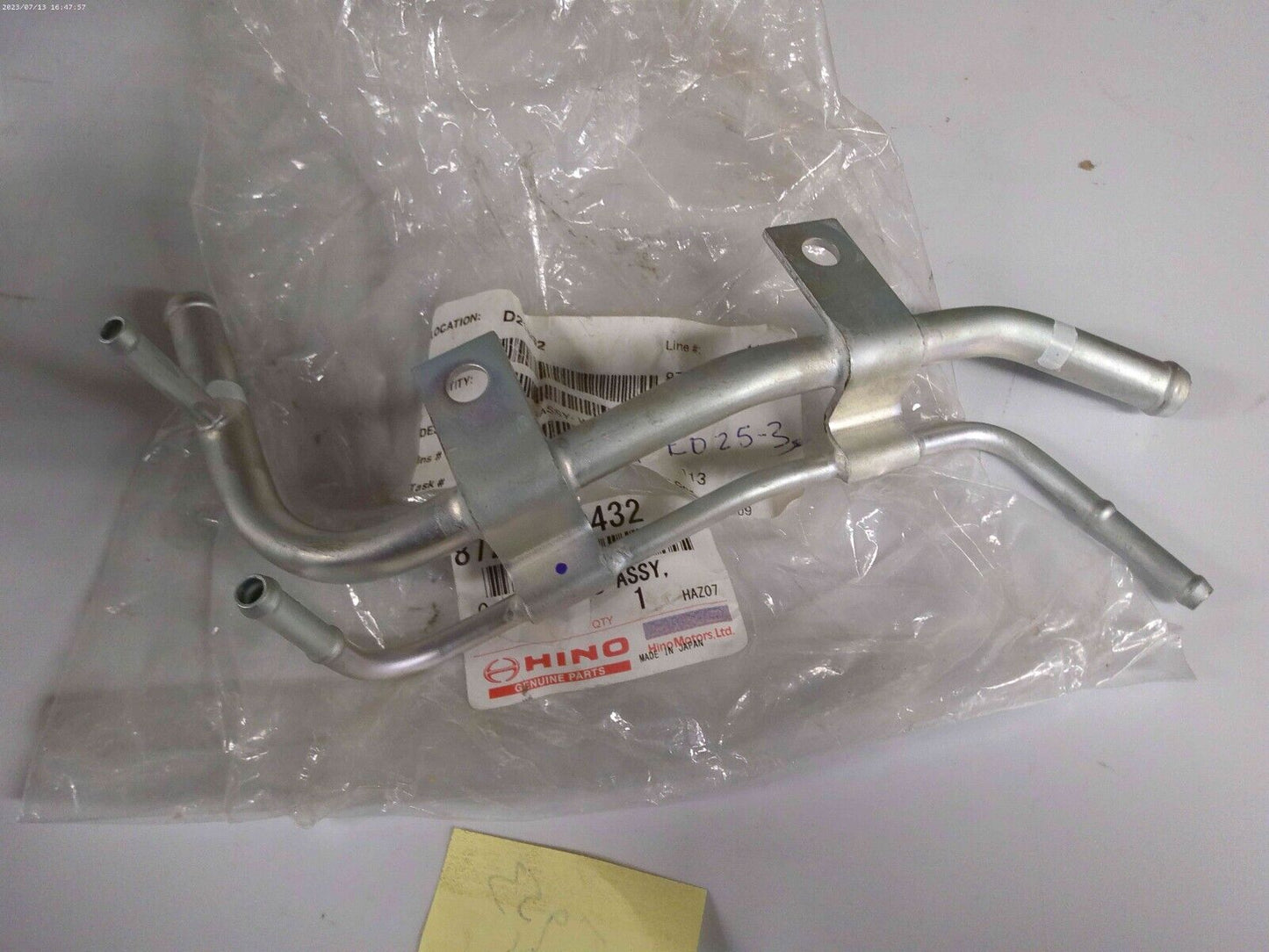 Genuine OE Hino 87208E0432 - PIPE SUB-ASSY- WATER 87208-E0432 | OS6-16