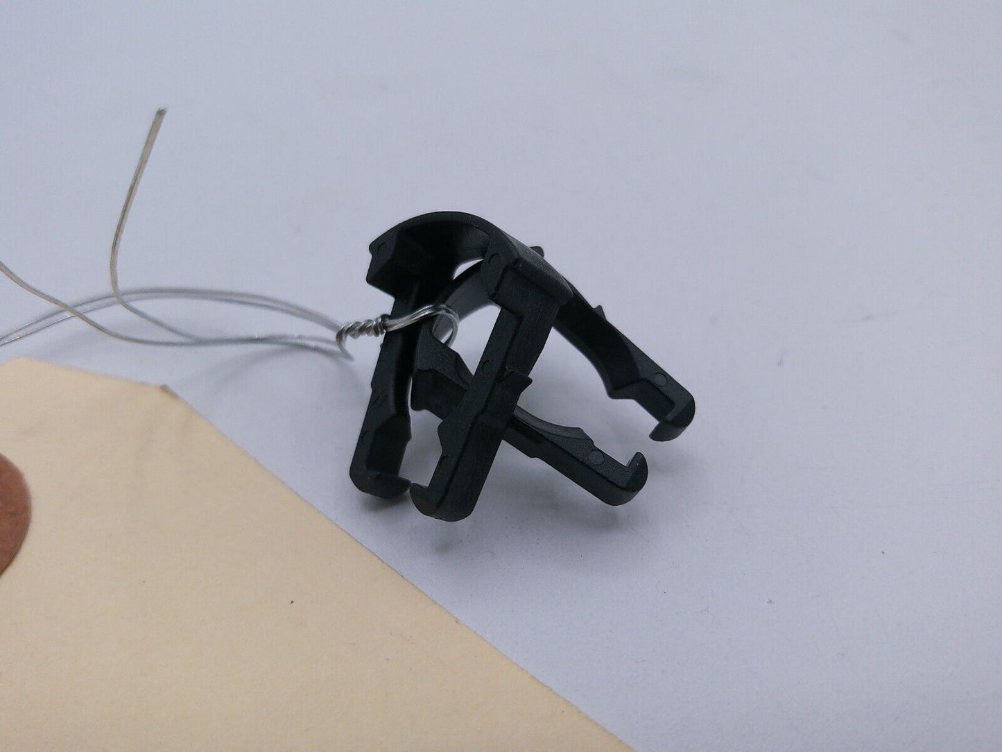 Genuine BlueBird Bus Part: 10023879 CLIP (lot of 2) | DSK-02-1D