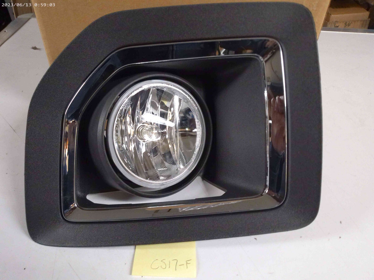Genuine OE GM Front Driver Side Fog Lamp Bezel 23178897 | CS17-F