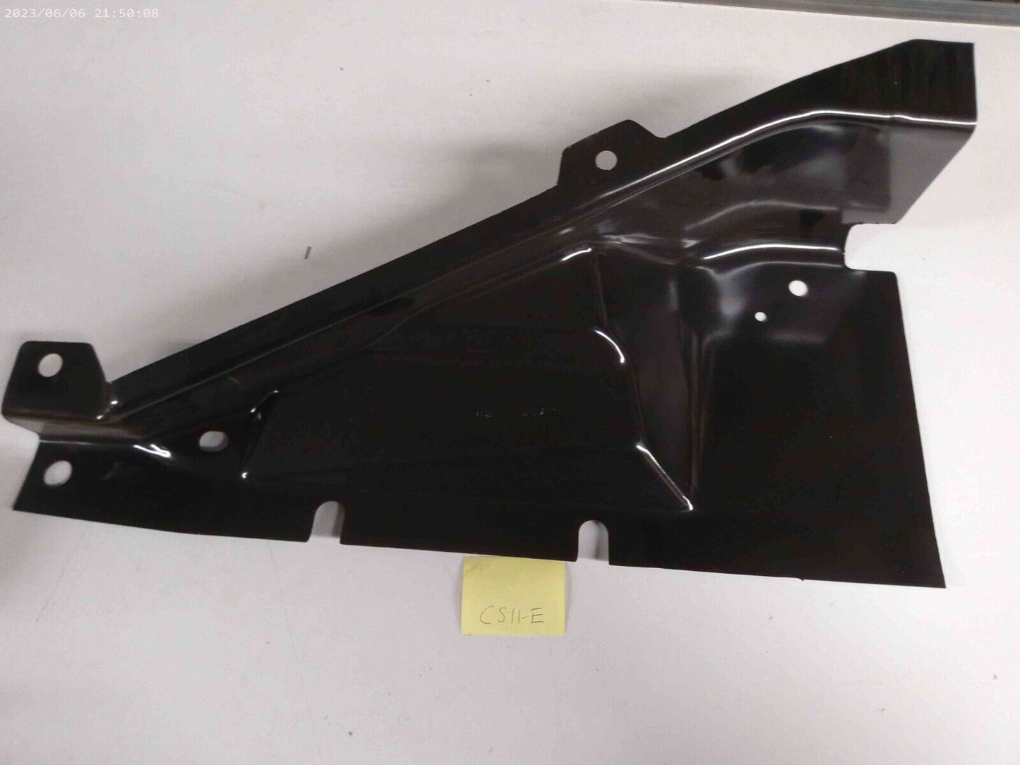 GM OEM Radiator Support-Side Brace Left 22948882 | CS11-E