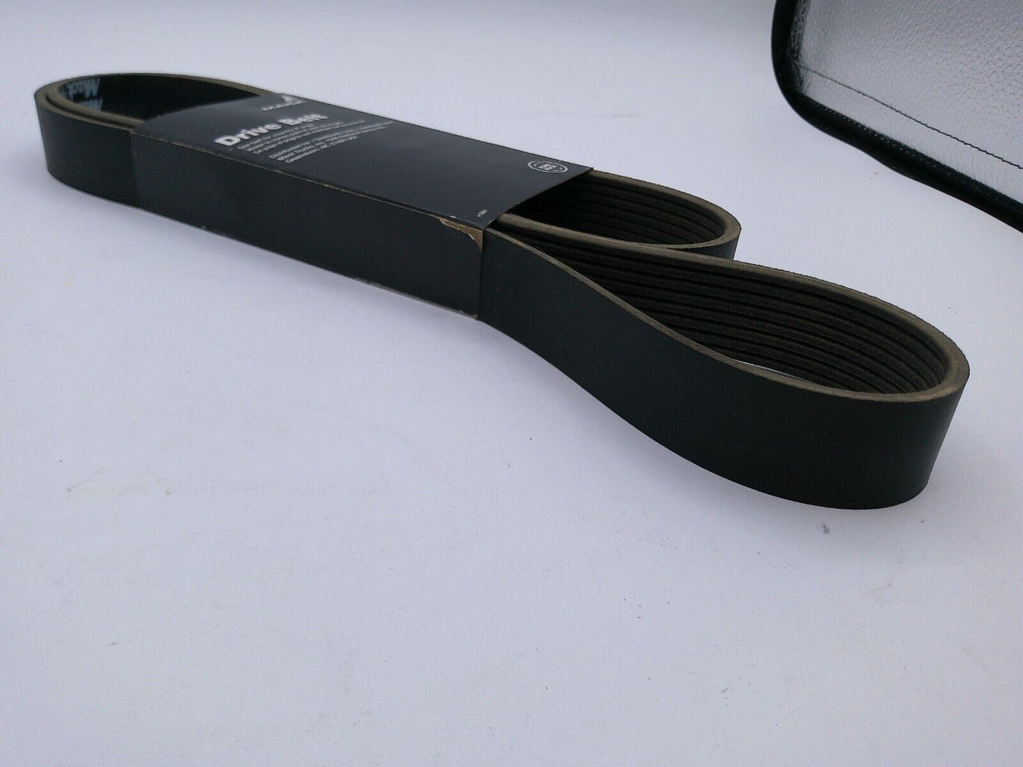 Genuine MACK OEM 22950621 - V-RIBBED BELT | CS14-C-2-E