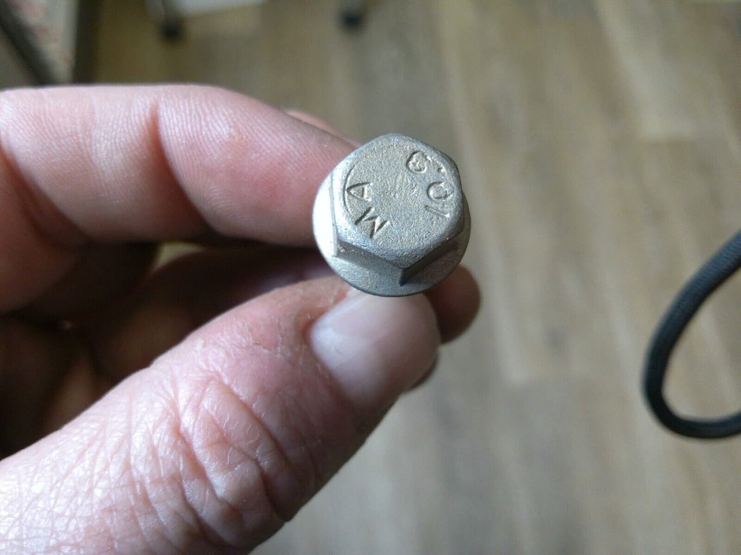 Genuine GM OEM 18024602 Rear Brake Caliper Bolt | OS4-02-E