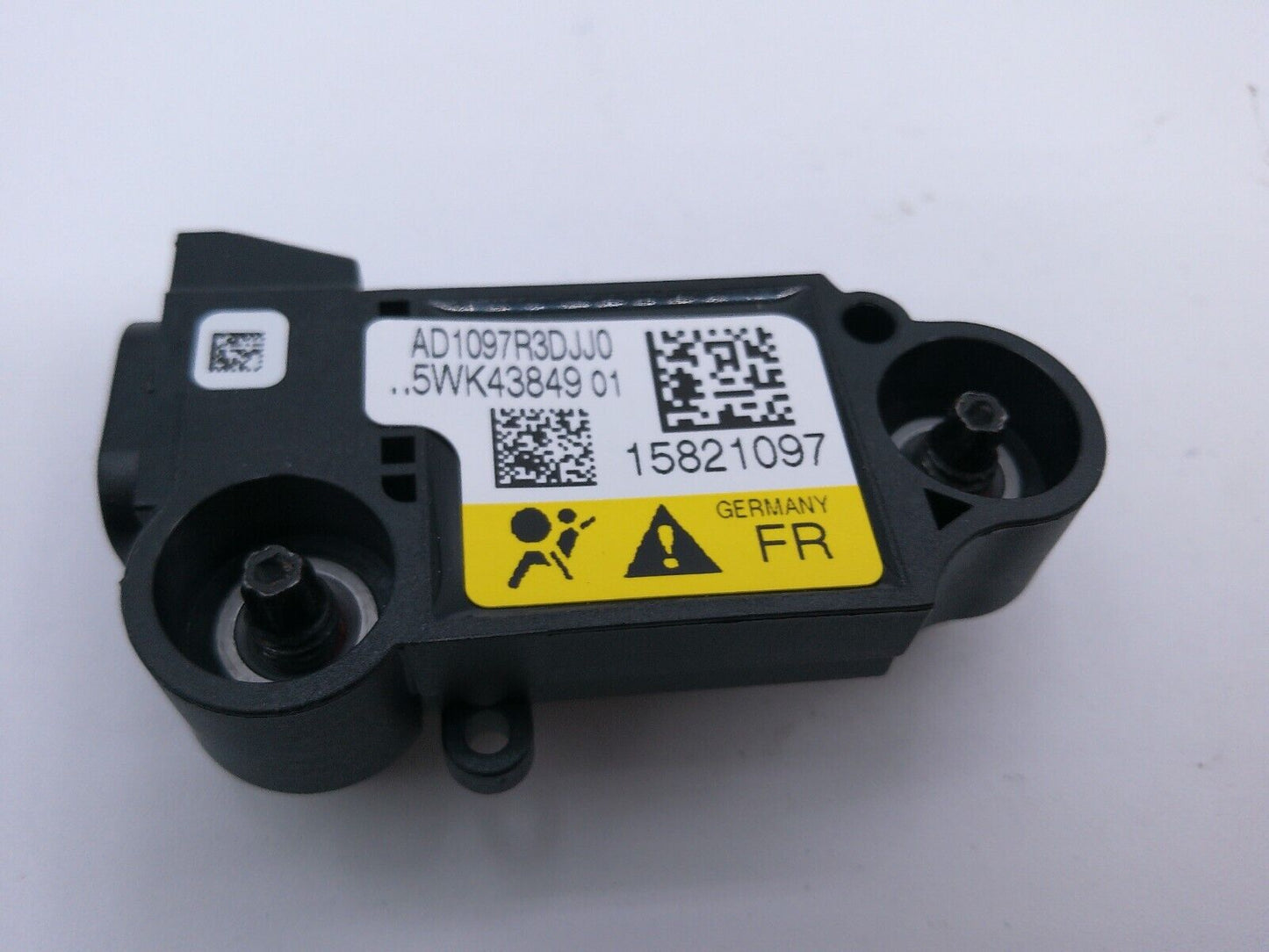 *NEW* Genuine OEM GM FRONT SENSOR 15821097 | OS4-04-C