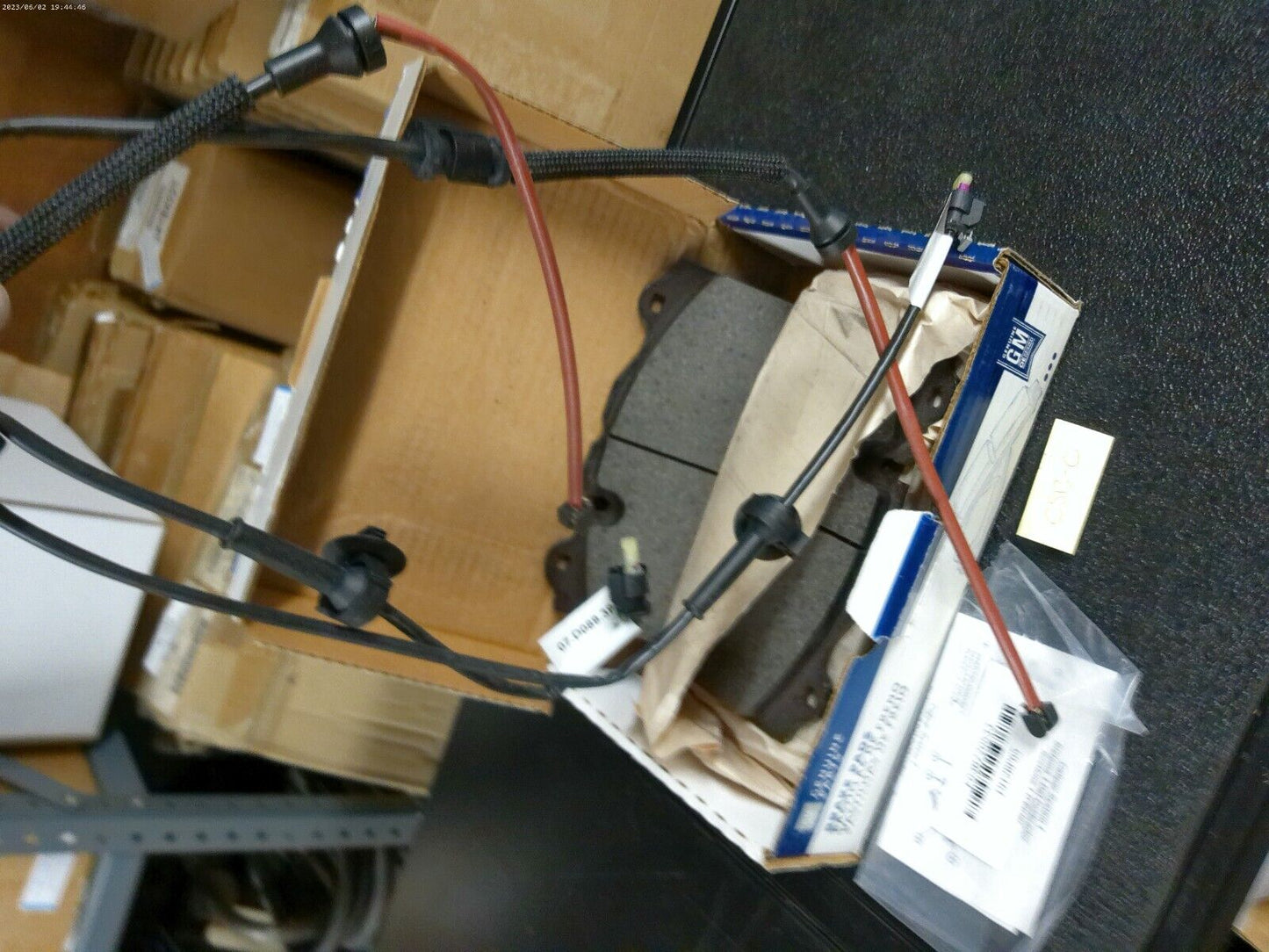 Genuine GM Front Disc Brake Pad Set with Wear Sensors 84649600 | CS13-C