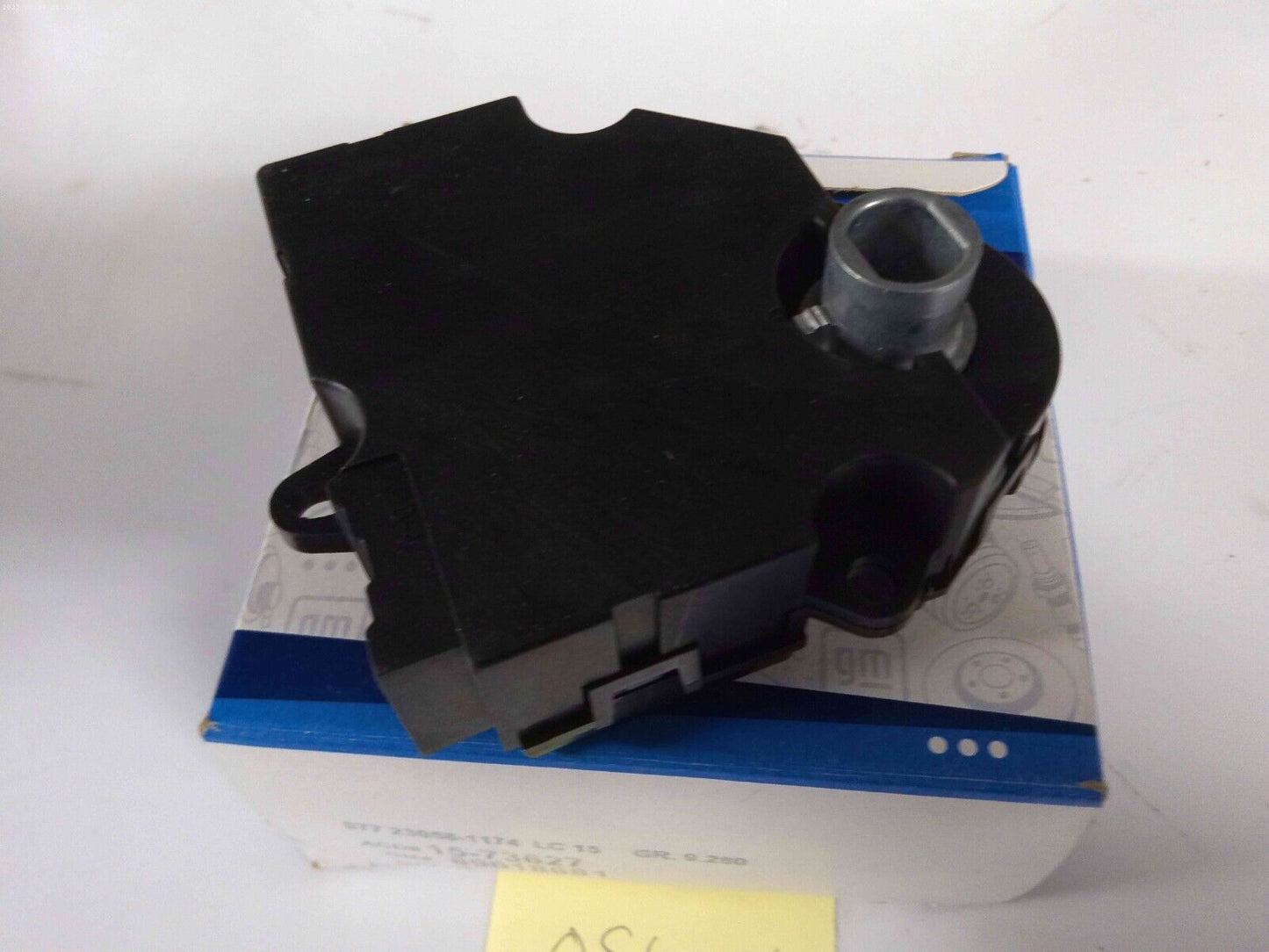 Genuine GM Temperature Valve Actuator Assembly 89018681 | OS6-06