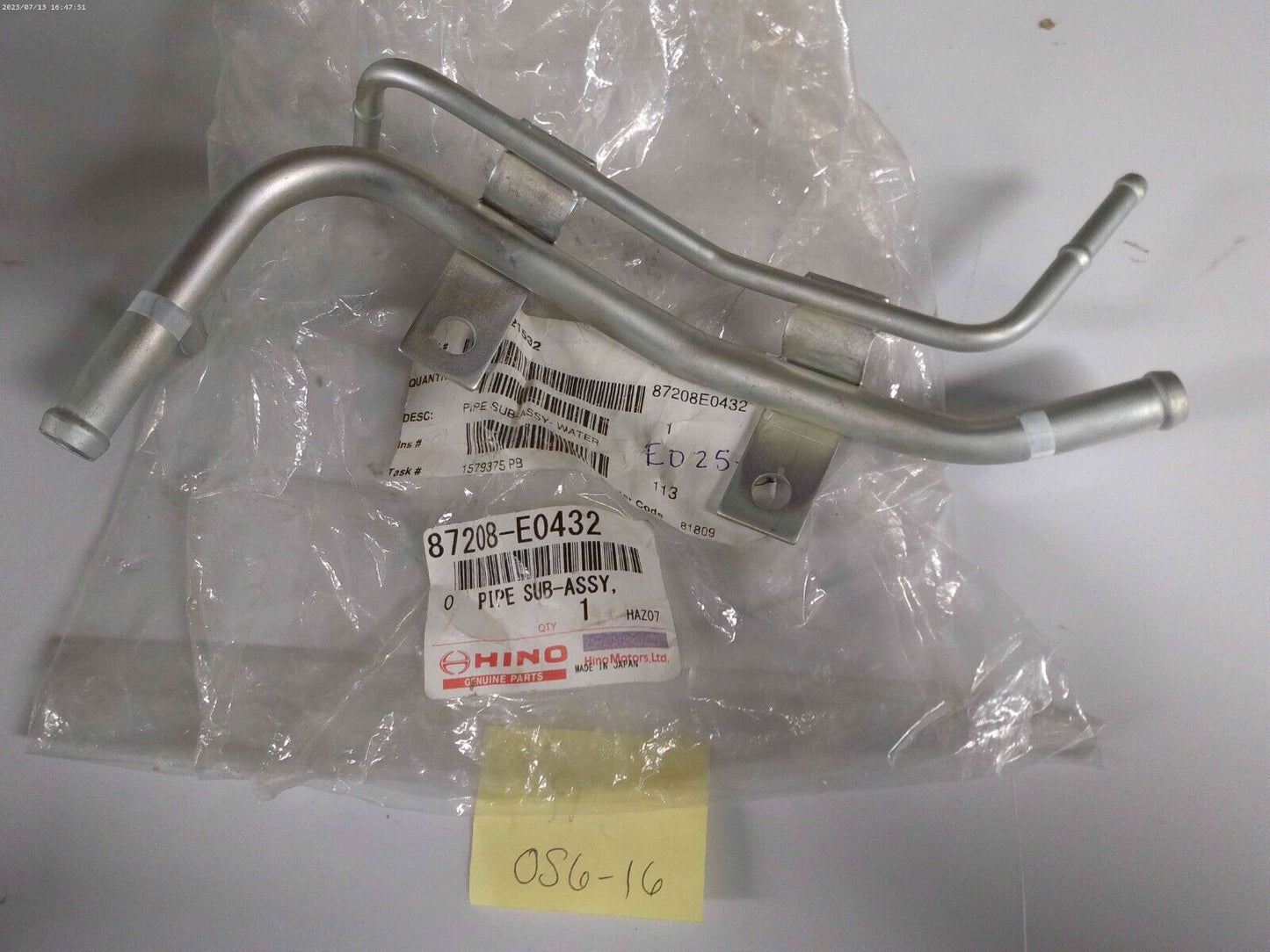 Genuine OE Hino 87208E0432 - PIPE SUB-ASSY- WATER 87208-E0432 | OS6-16