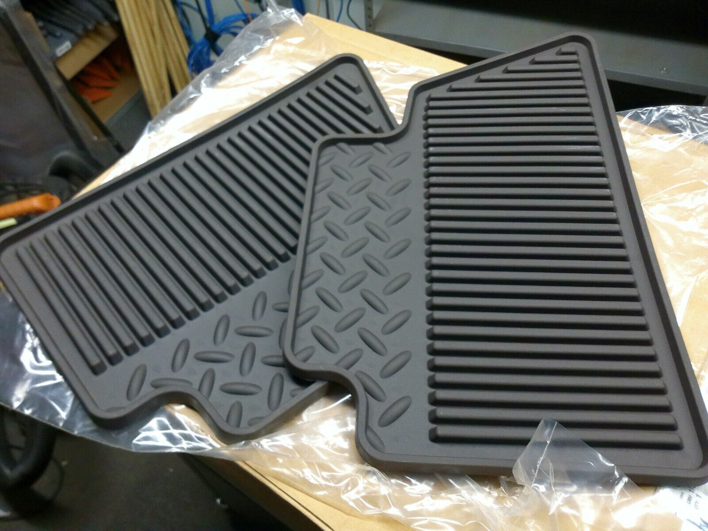 GM 19300743 Floor Mat Set, genuine OEM GM parts | CS11-B