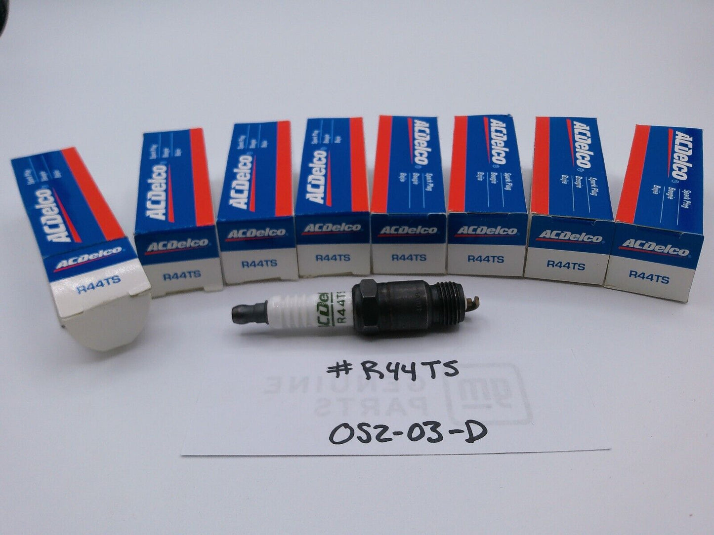 Genuine GM ACDelco Spark Plugs R44TS Set Of 8 | OS2-03-D