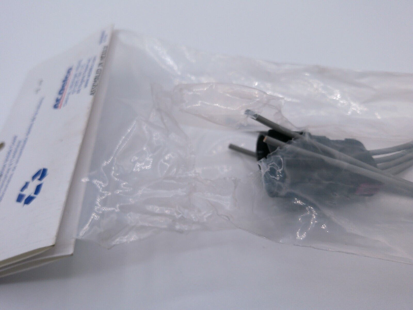 Genuine GM Black Multi-Purpose Pigtail 13384286 | OS2-02-B