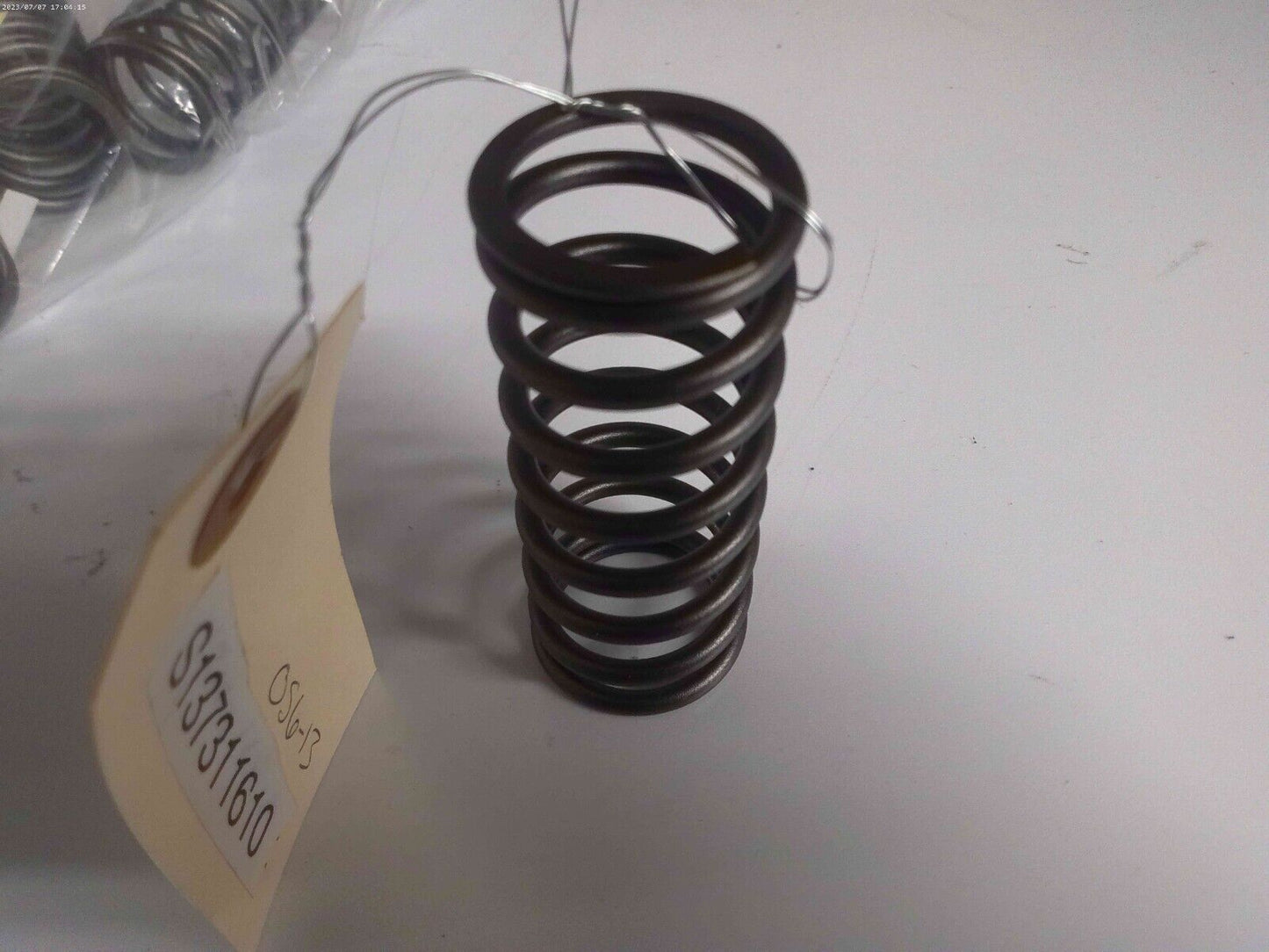 S1373-11610 Toyota / HINO Compression Spring S137311610 | OS6-13