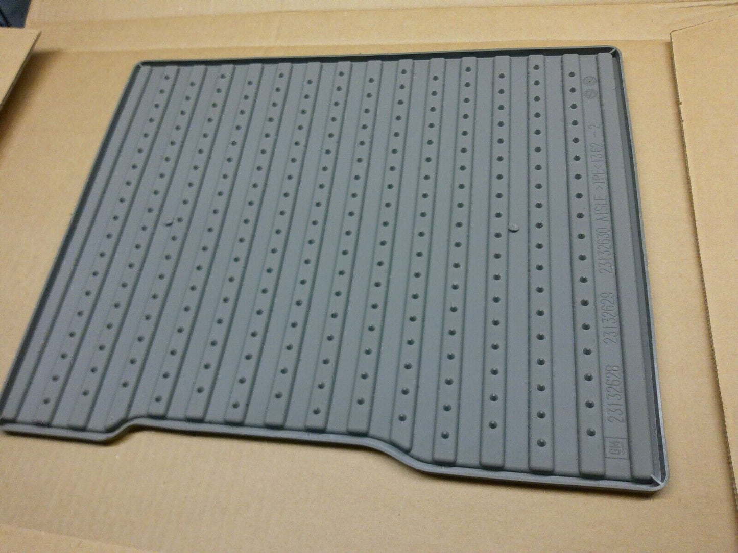 OEM 2015-2021 Cadillac GM Rear All Weather Floor Mat 23132630 | CS11-A