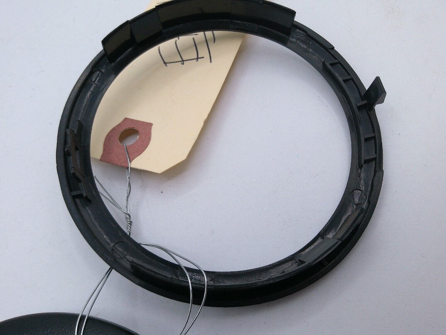 GM OEM Interior Inside Rear Door-Handle Bezel 96541651 | VM1-01-B