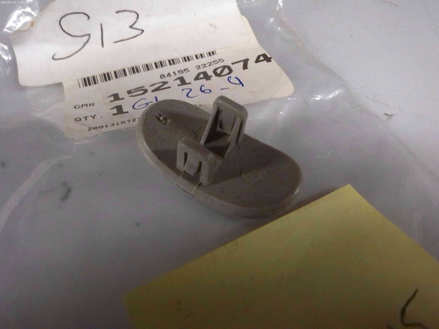 15214074 Genuine OEM GM Windshield Side Pillar Molding Bolt Hole Plug | OS7-15