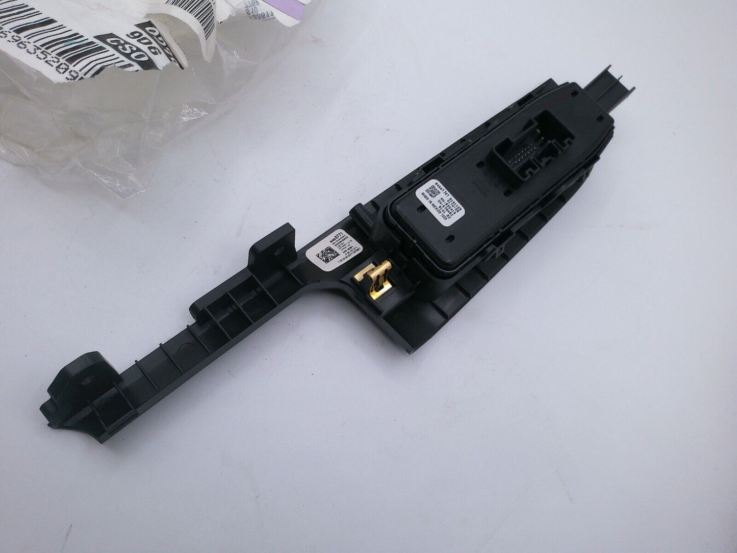 GM 84580771 Plate Assembly, Front S/D Acsry Switch Mt *Black | CS10-EN-T