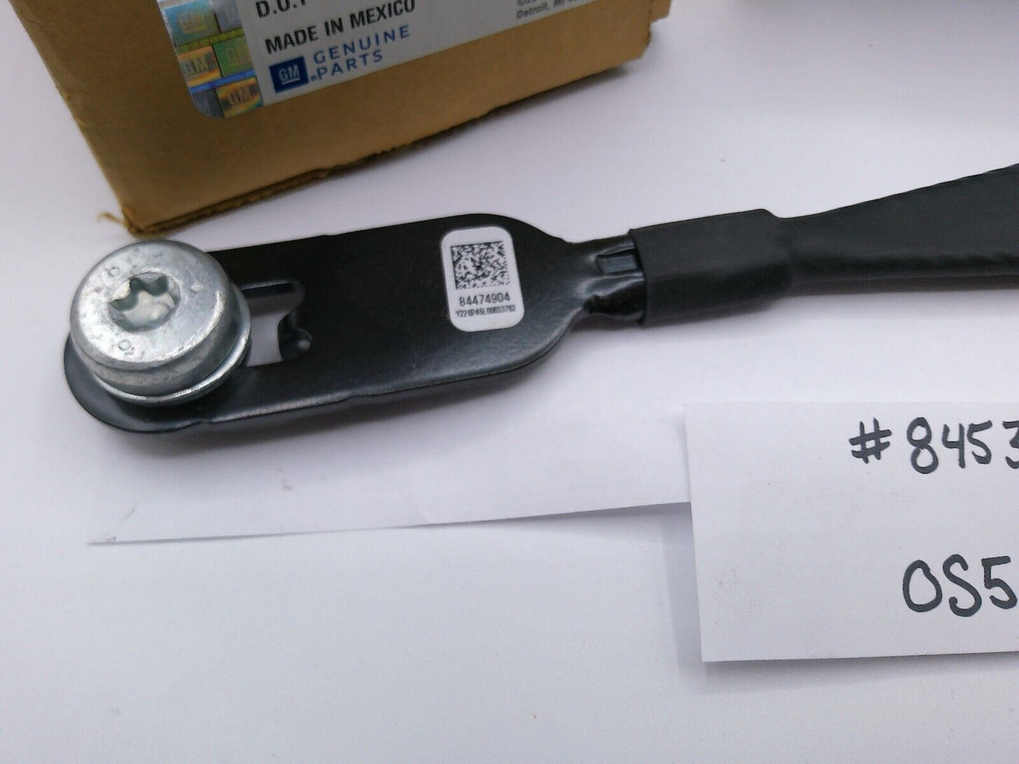 GM Genuine Parts 84531741 Seat Belt Receptacle | OS5-02