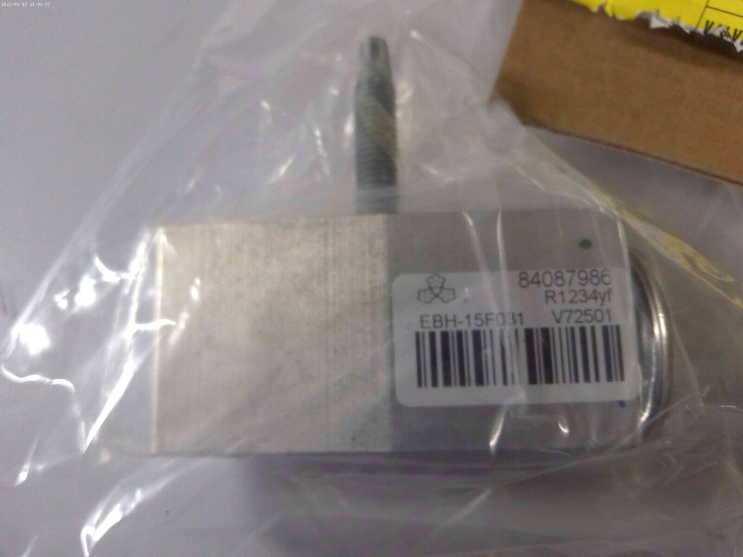 Expansion Valve Block Kit 84087992 Genuine OE GM | CS15-D