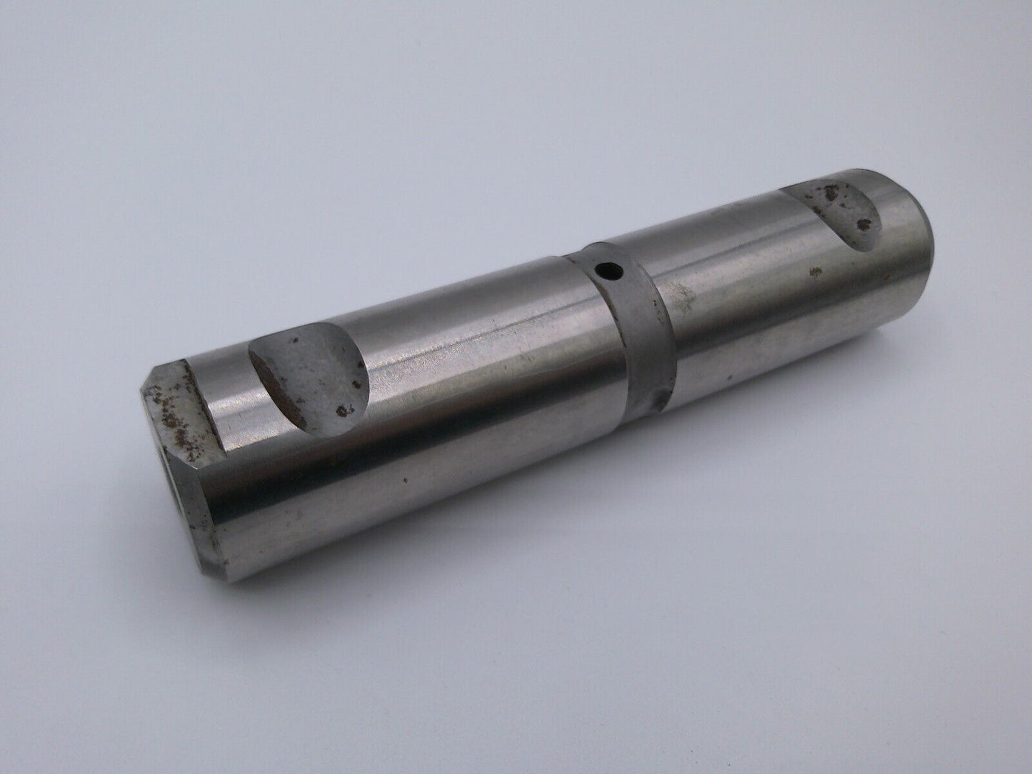 FREIGHTLINER Spring Pin A-680-325-00-74 | OS2-04-D