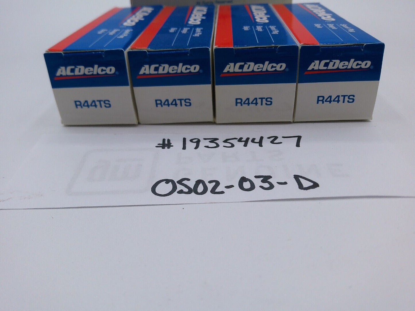 GENUINE GM ACDelco Spark Plugs R44TS Set Of 4 19354427 | OS2-03-D