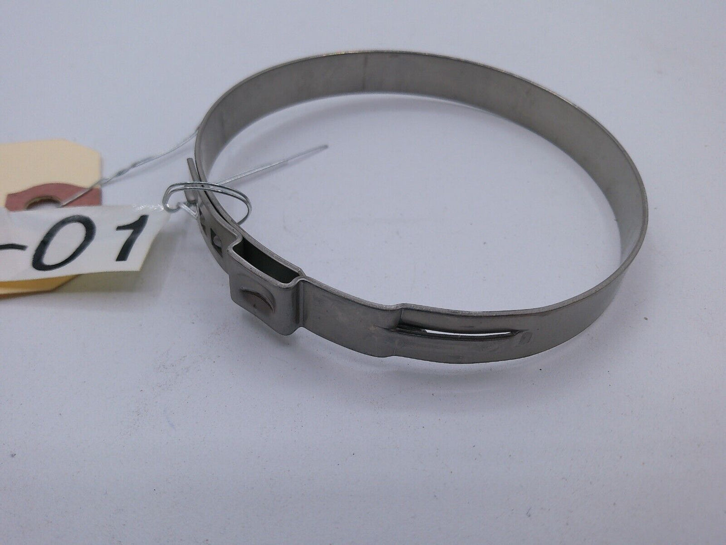 Genuine OEM VW N-909-473-01 N90947301 - Clamp | OS3-01-A