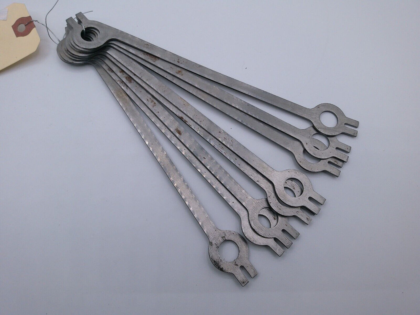 Lot of (8) Genuine OEM Mack 87GC211, 25094371 Lock Plates | OS2-07-C