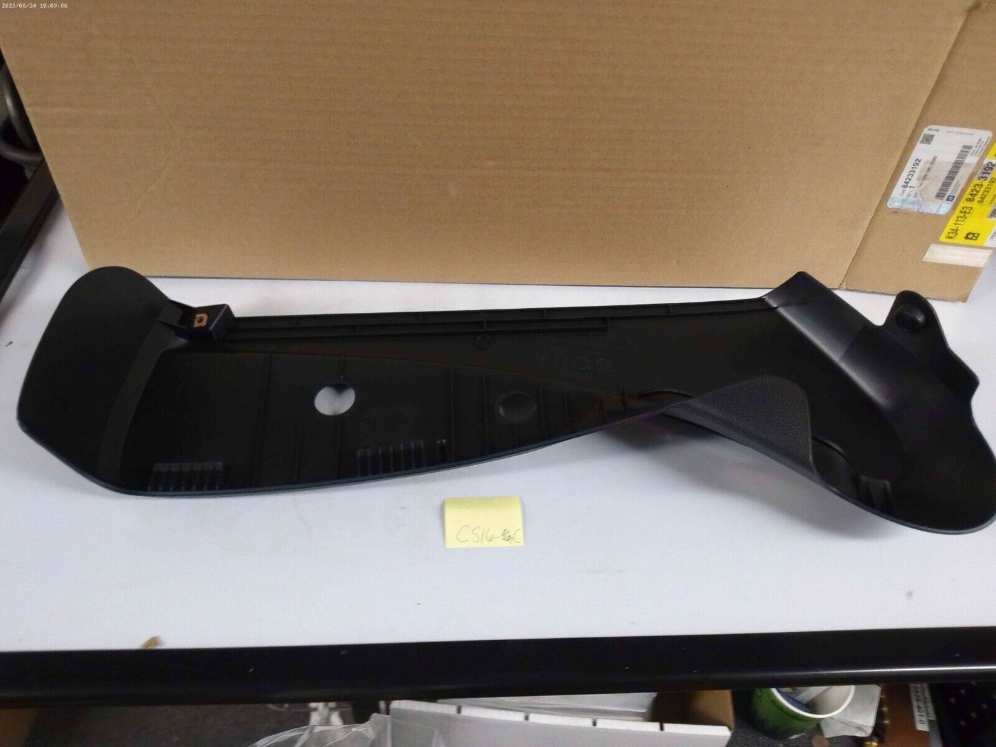 Genuine GM 84233192 Left Driver Outer Seat Finish Panel Black | CS16-C