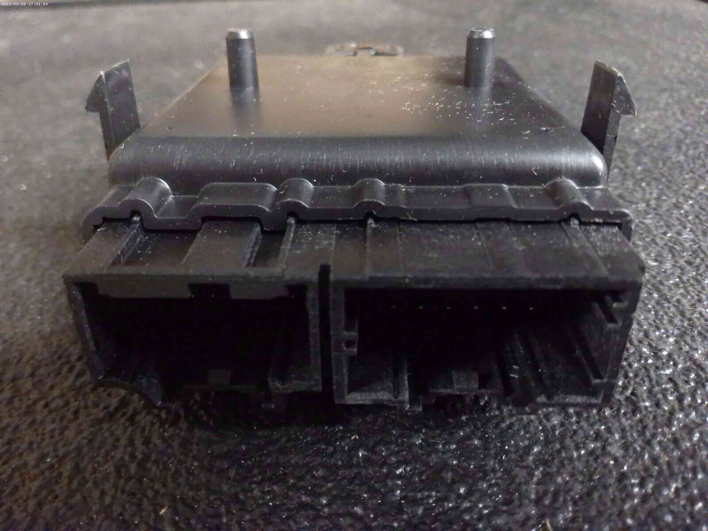 Front Seat Heater Vent Control Module Genuine GM Parts 13533767 | CS10-E-T