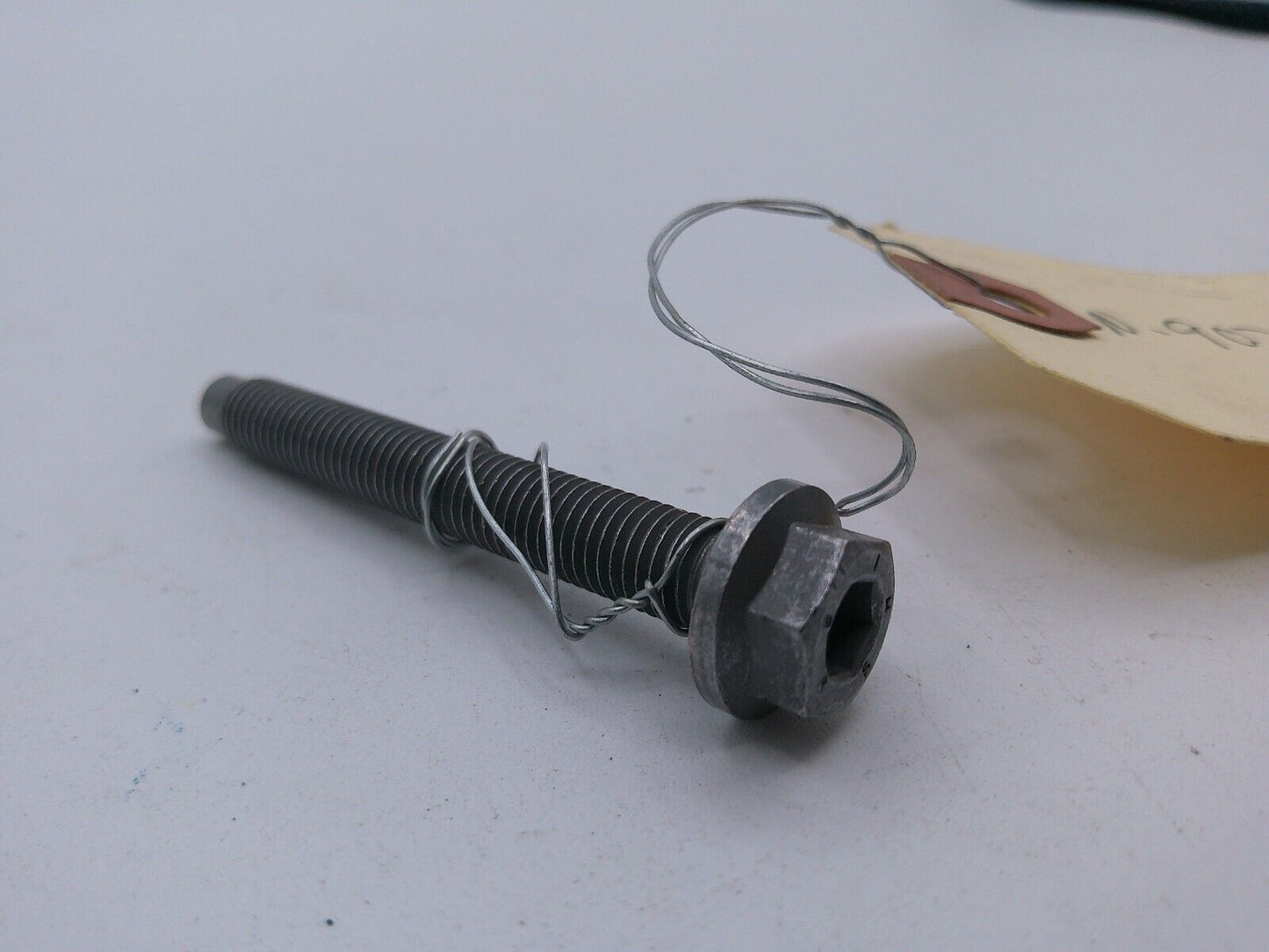 N-907-040-07 VOLKSWAGEN GENUINE OEM HEX SCREW BOLT OIL PUMP BOLT | VM1-02-D