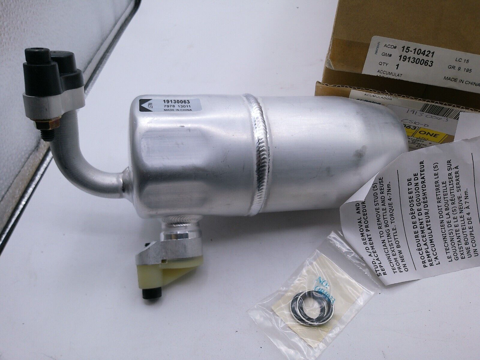 Genuine OEM GM Air Conditioning Accumulator 19130063 | CS10-D
