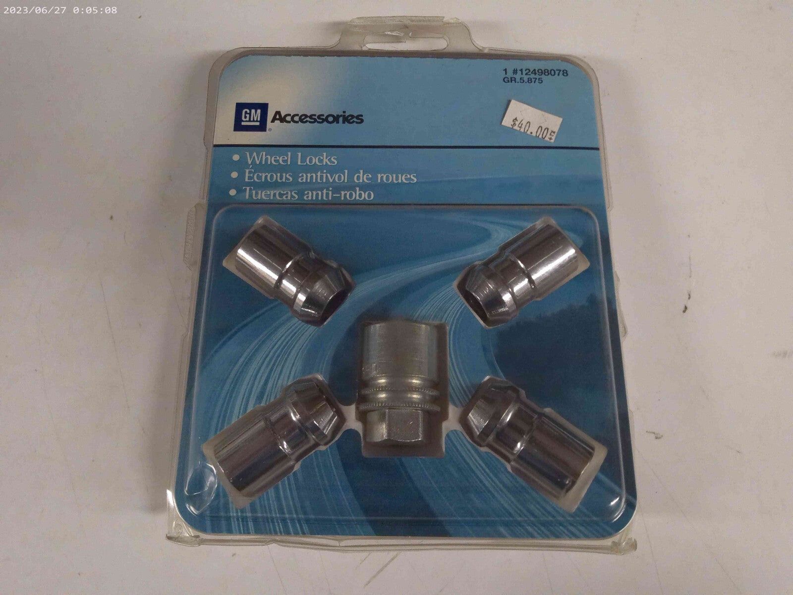 GM Wheel Locks 12498078 Set Genuine Part Lug Nuts Oem | CAVE14