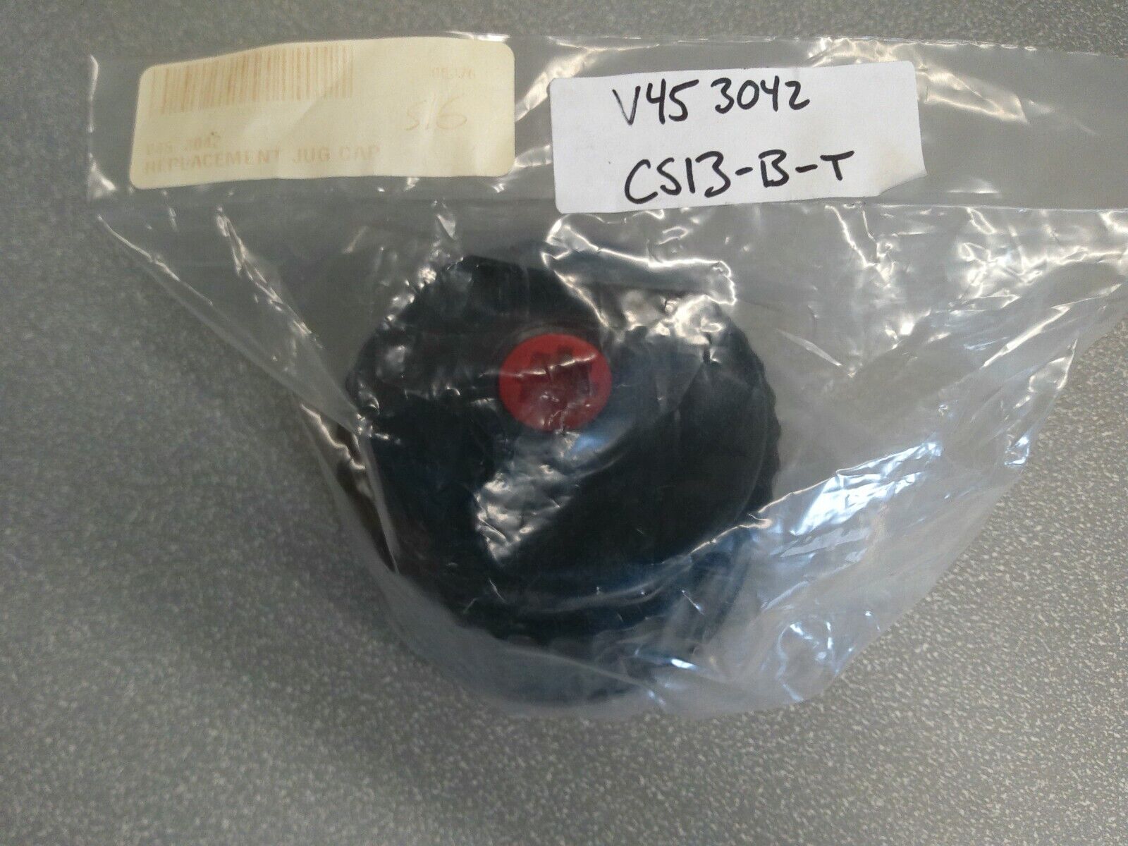 VP Racing V45-3042  RACING FUEL JUG Cap & O-Ring | CS13-B-T